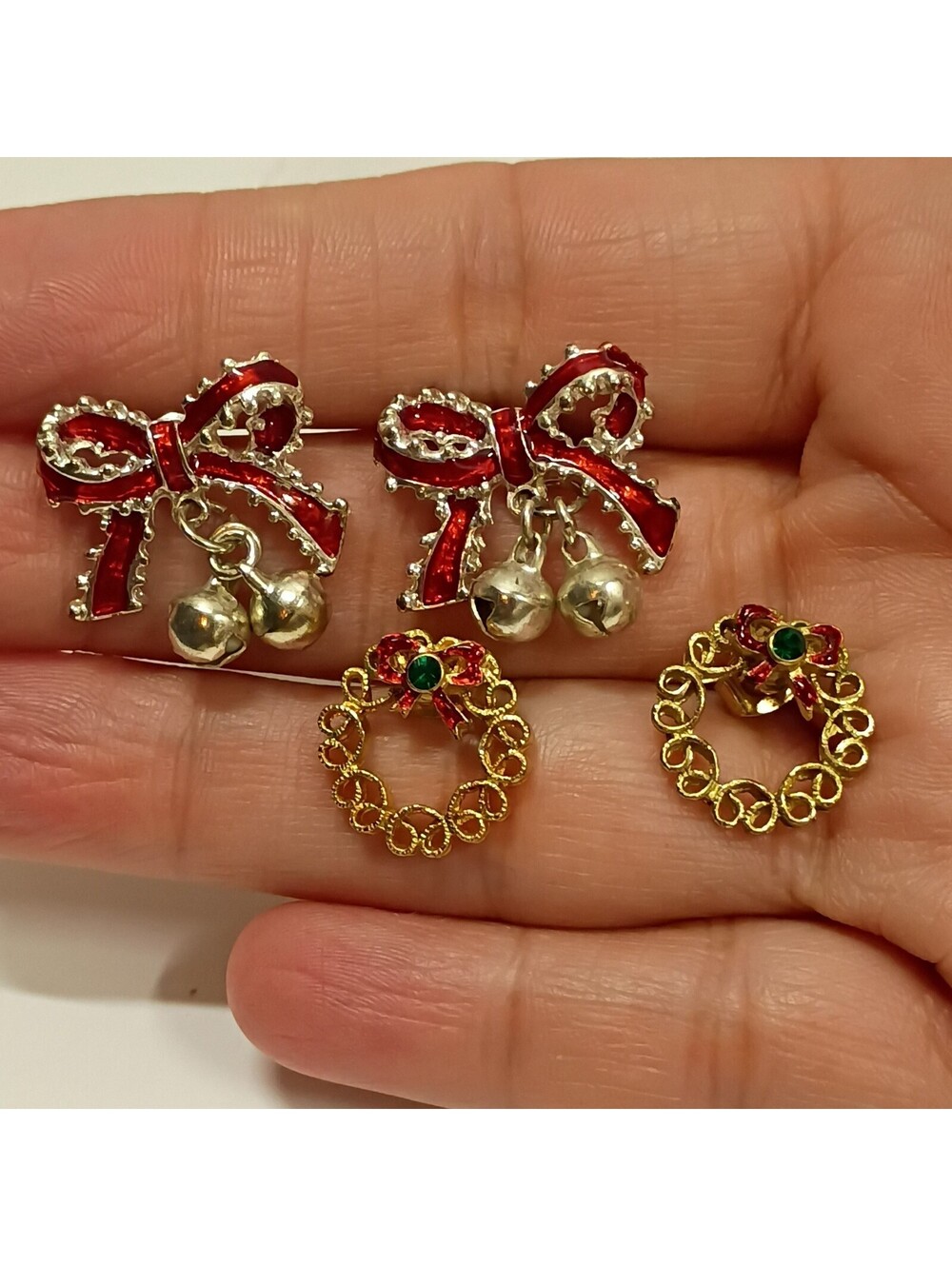 Vintage Lot 2 Pairs Earrings Christmas Bow & Wreath Enamel Metal Victorian Style